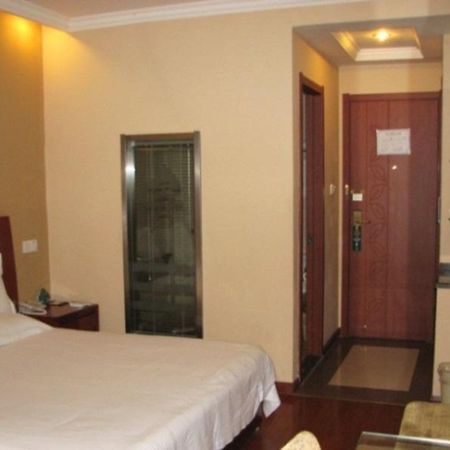 Green Tree Inns Hao XI Road Hotel Nantong Exterior photo